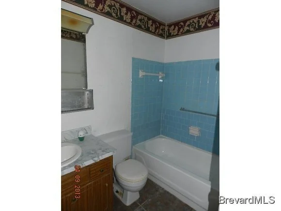 Photo of 537 NE Dedham