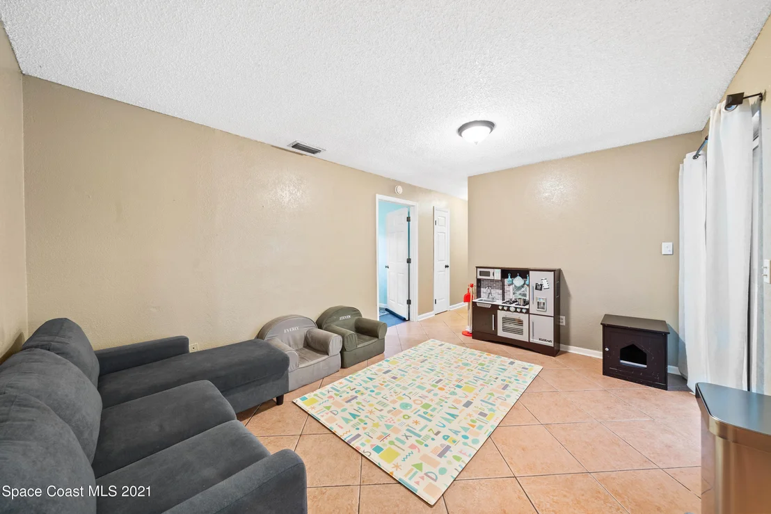 Photo of 2480 Cox Road