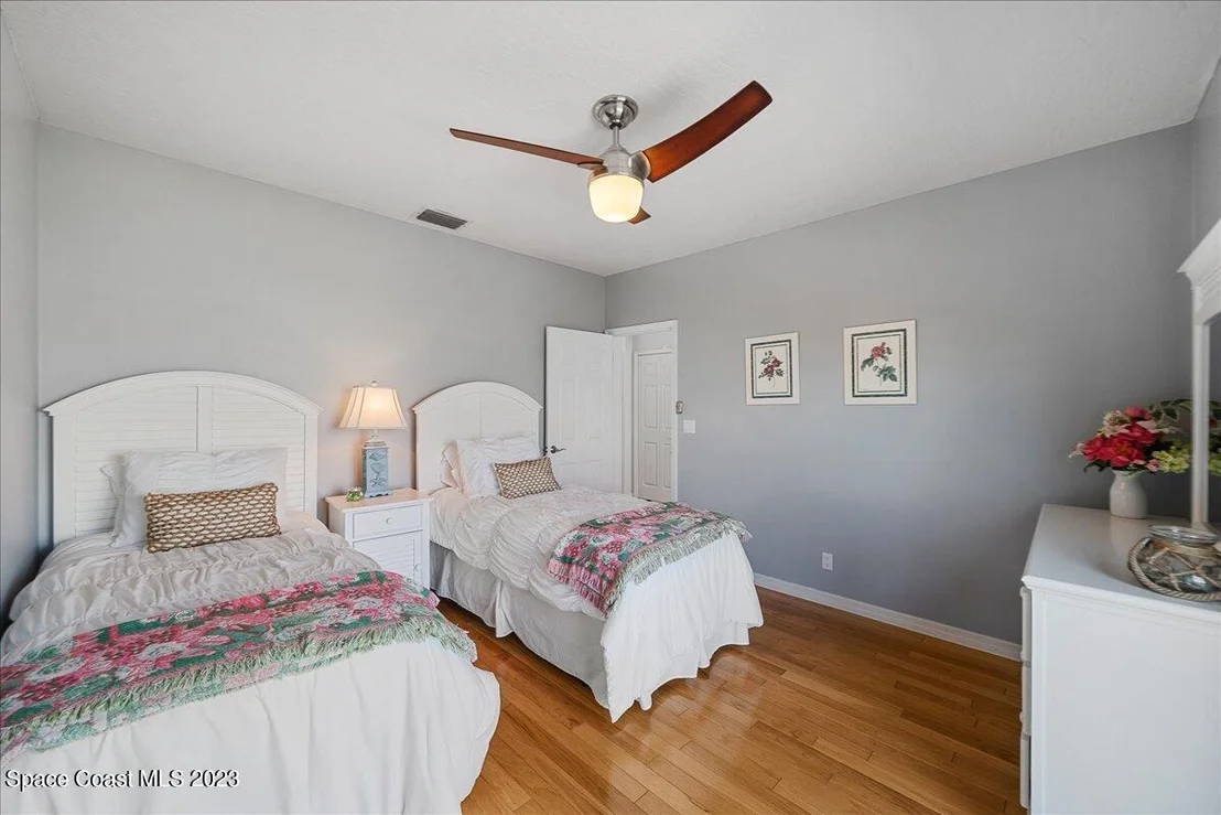 Photo of 544 Lanternback Island Drive