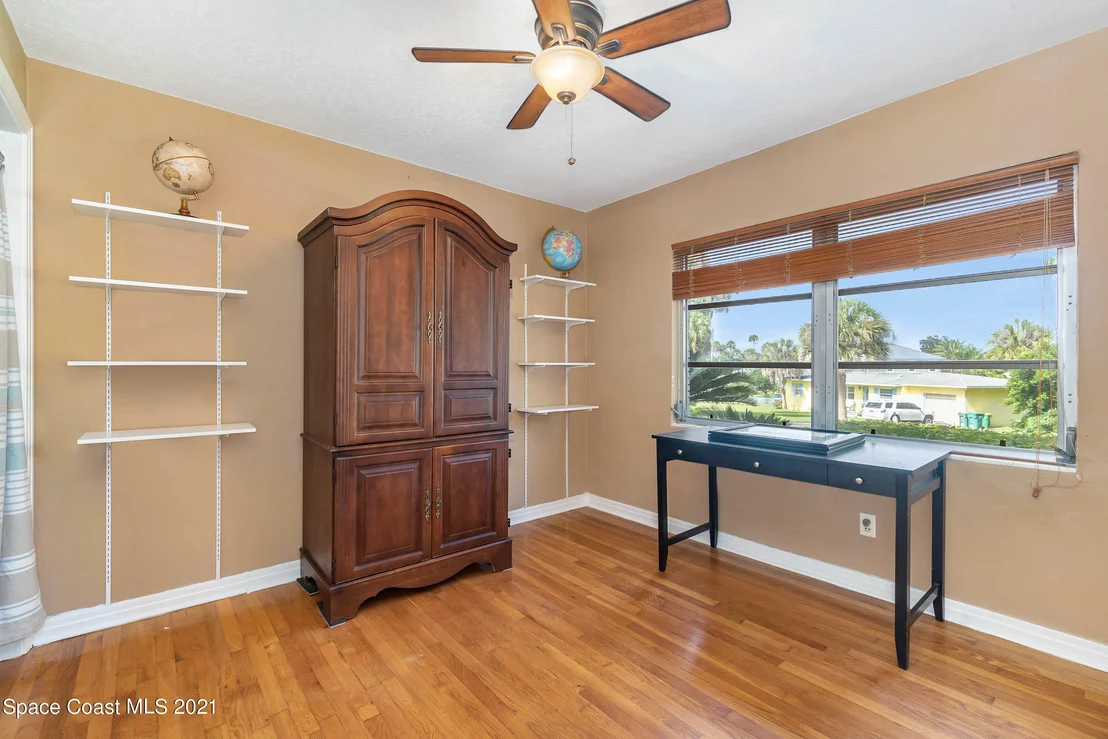 Photo of 108 S Indian Circle