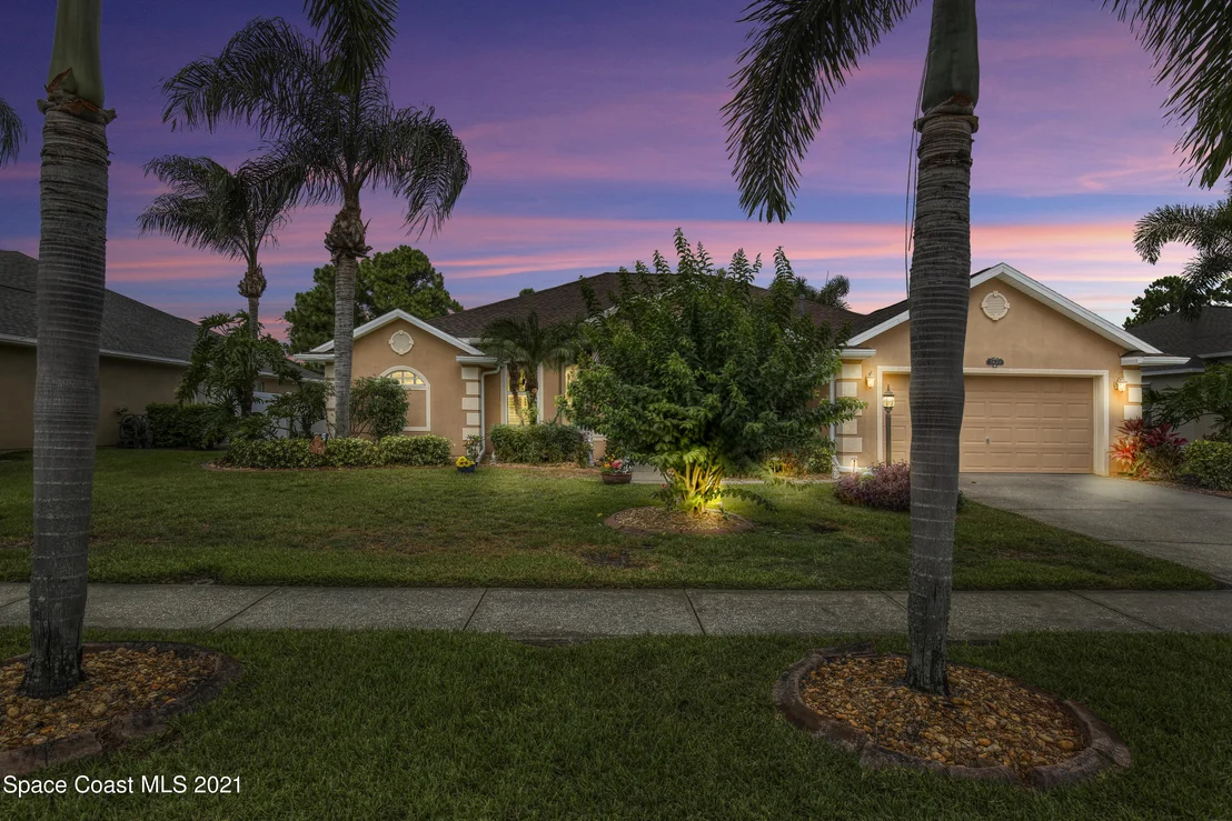 Photo of 3820 Waterford Drive