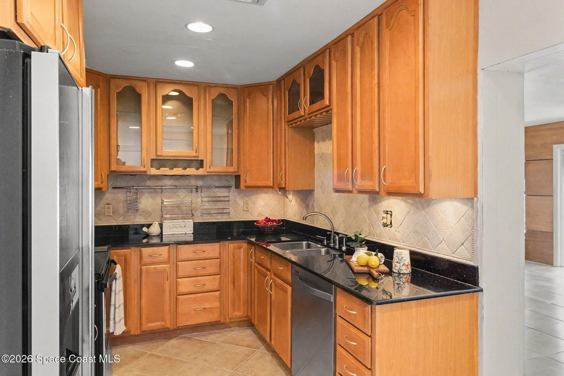 Photo of 748 Clarke Avenue