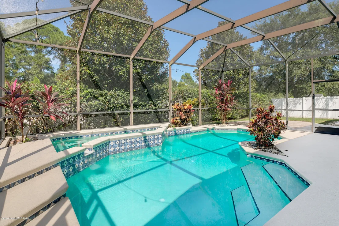 Photo of 1601 Whitman Drive