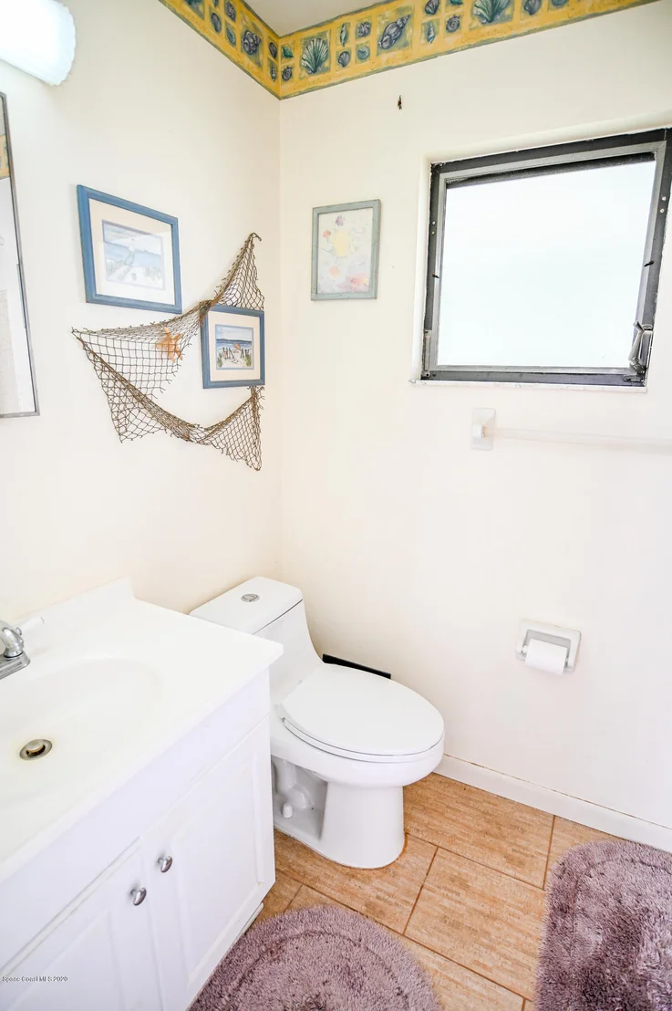 Photo of 6115 Highway 1