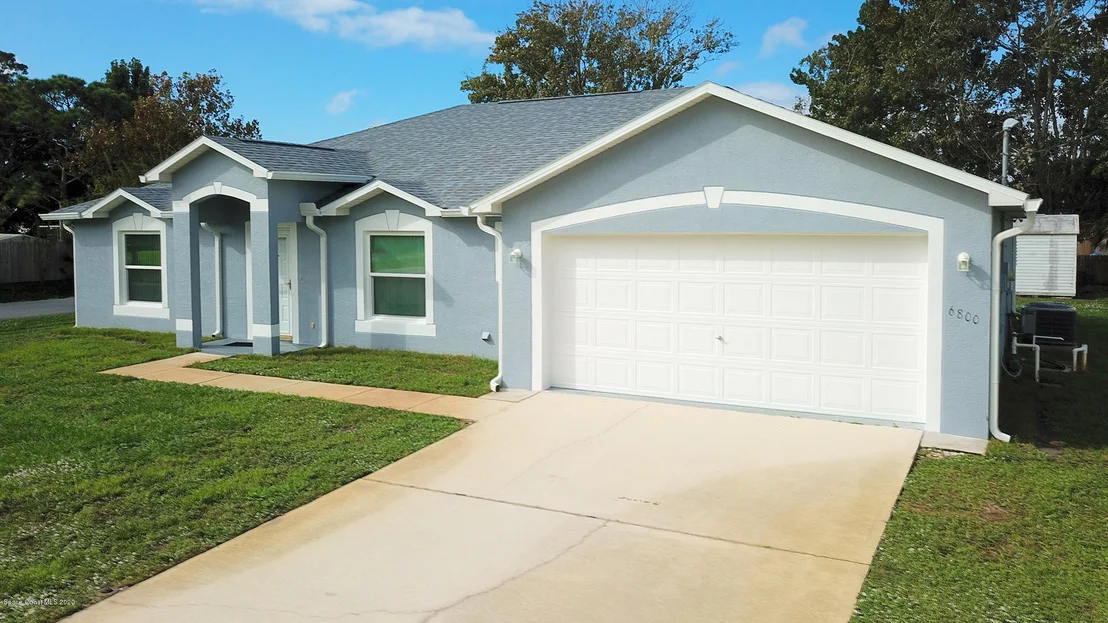 Photo of 6800 Cecil Road