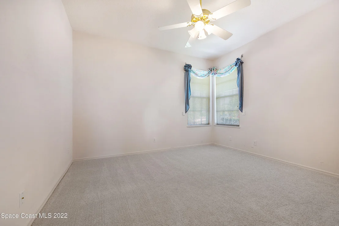 Photo of 974 Wildwood Drive