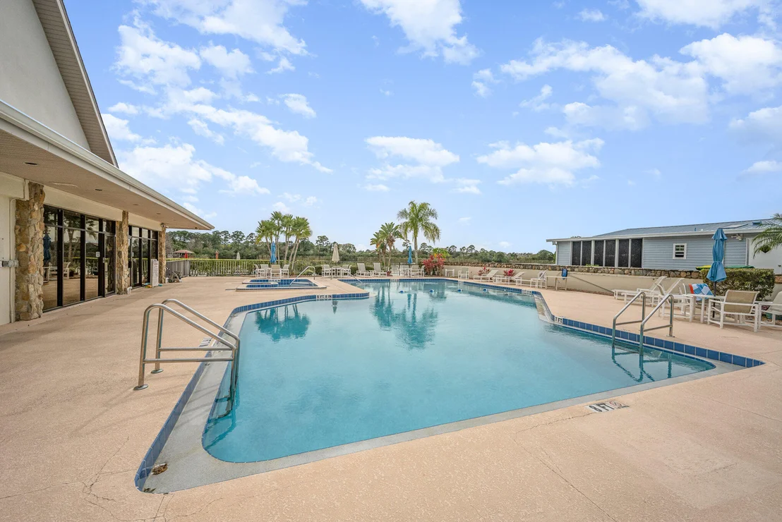 Photo of 285 Outer Drive