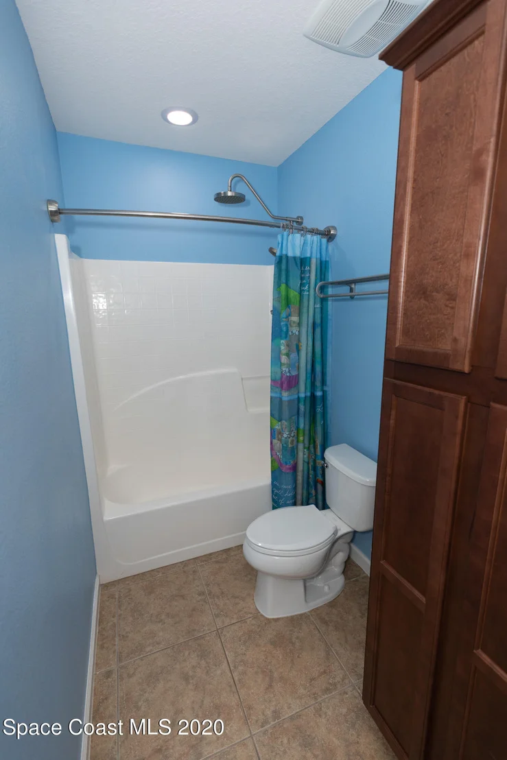 Photo of 1040 Cayman Drive