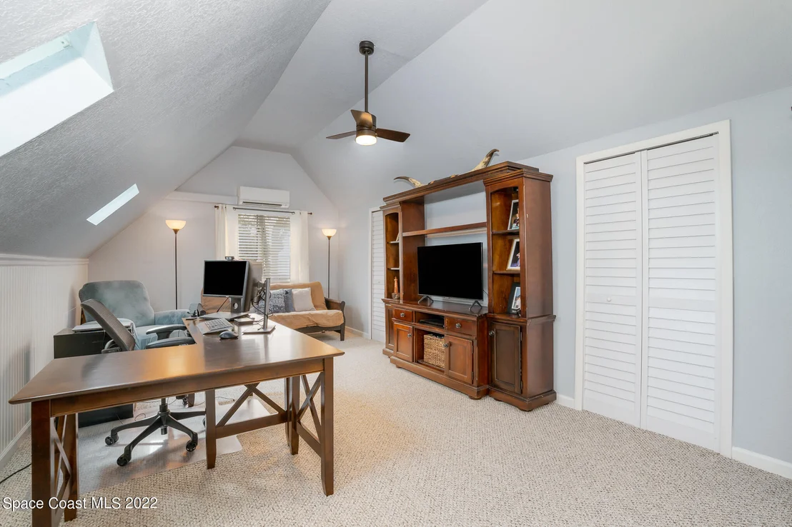 Photo of 261 Arrowhead Lane