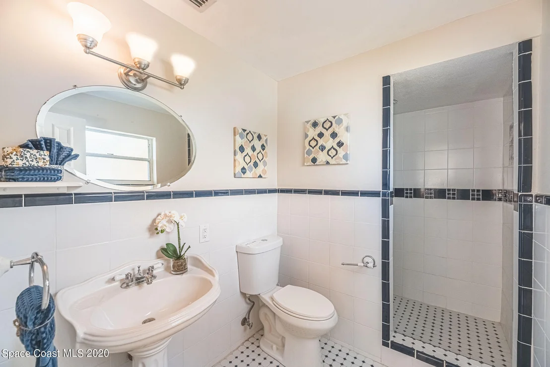 Photo of 347 Carmine Drive