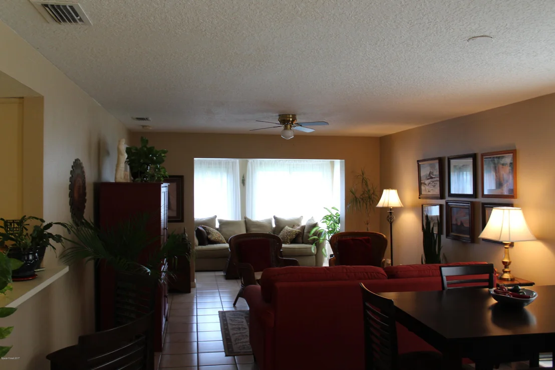 Photo of 370 Myrtlewood Road