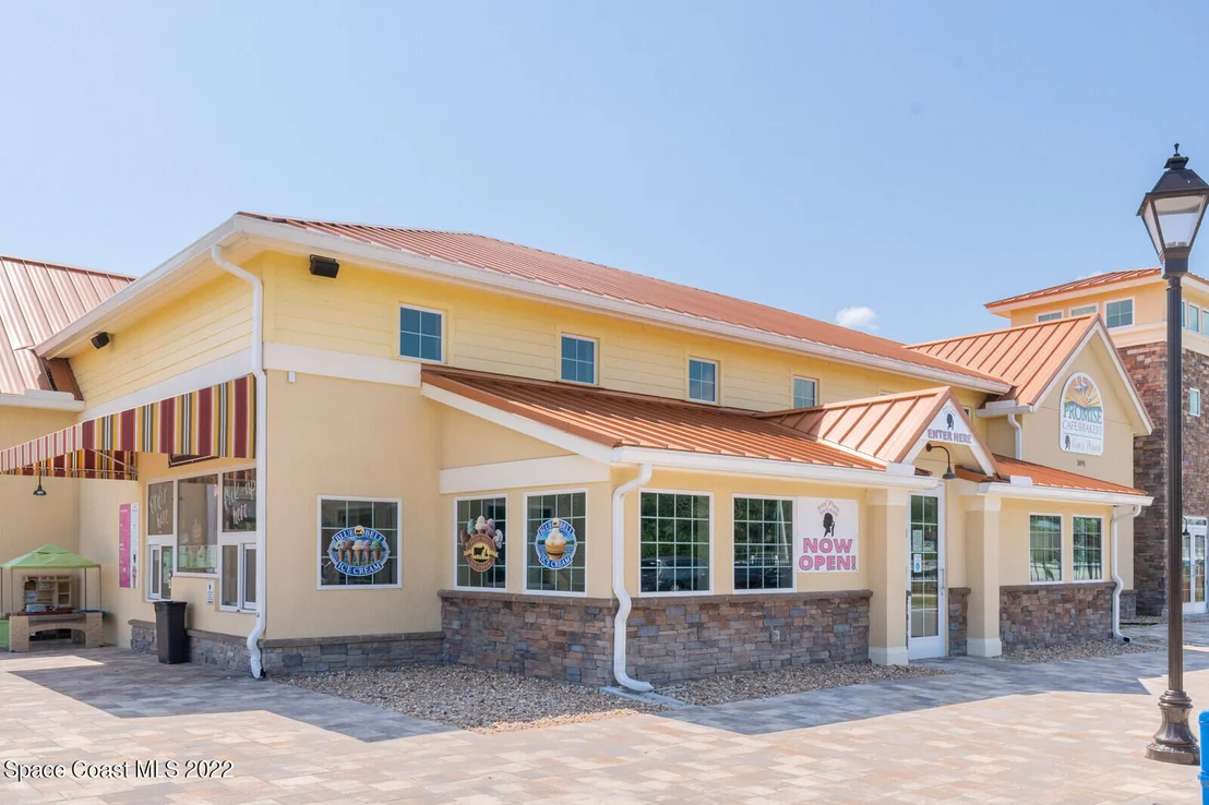 Photo of 2491 Stratford Pointe Drive