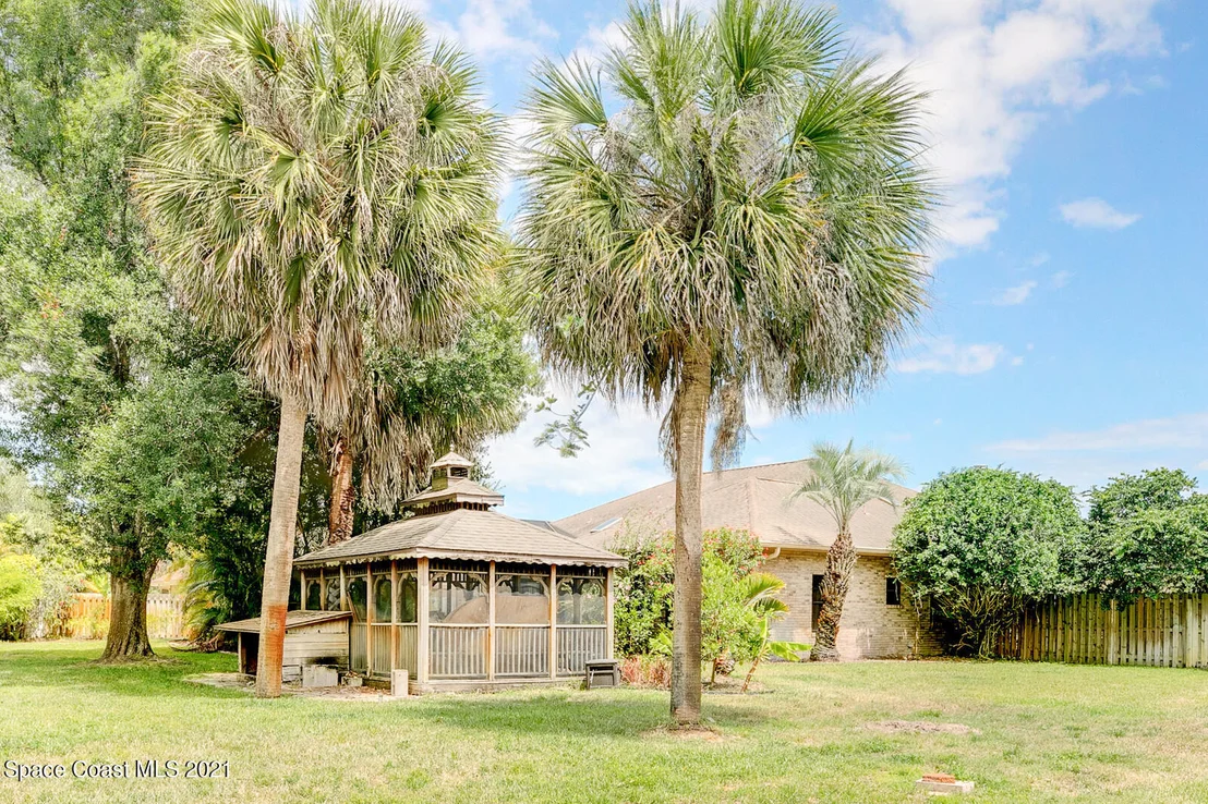 Photo of 7948 Timberlake Drive