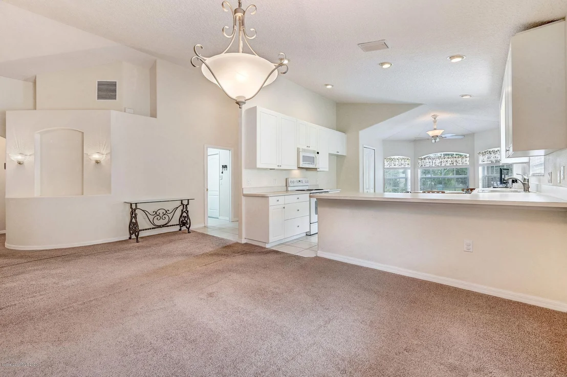 Photo of 850 Indian Oaks Drive