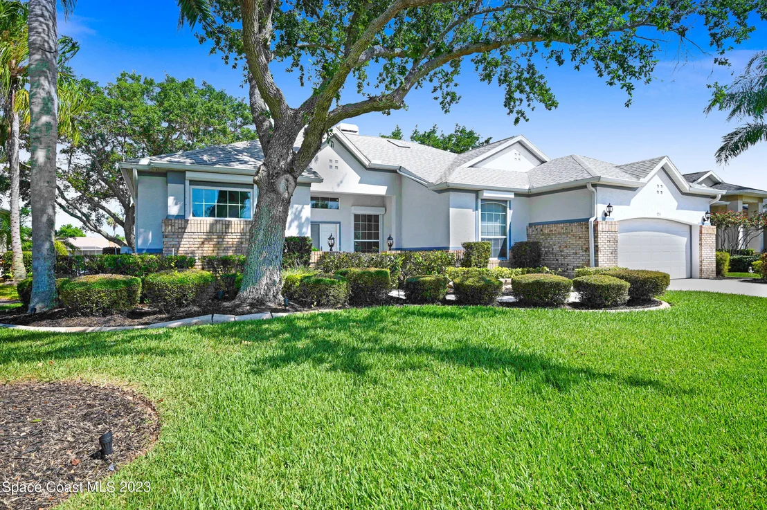 Photo of 954 Somerset Lane