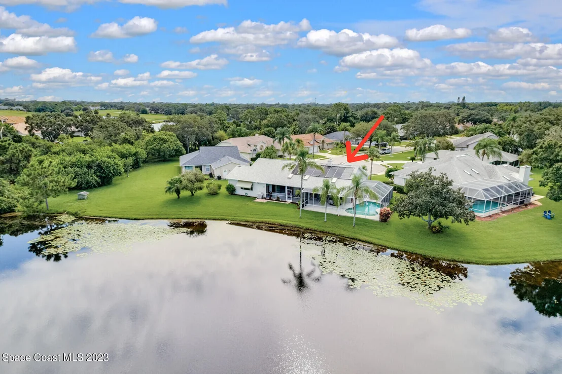 Photo of 986 Somerset Lane