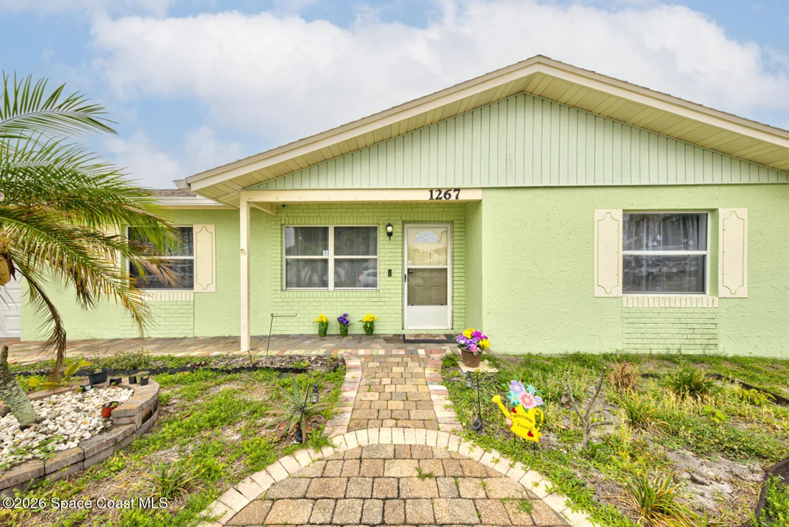 Photo of 1267 Circlewood Drive