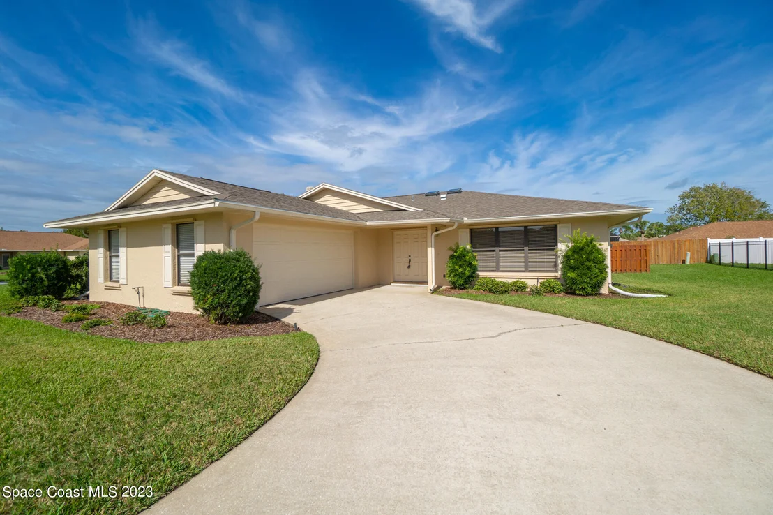 Photo of 1340 Bonaventure Drive