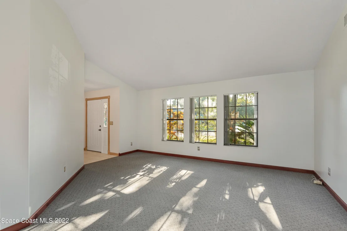 Photo of 4280 Silver Lake Drive