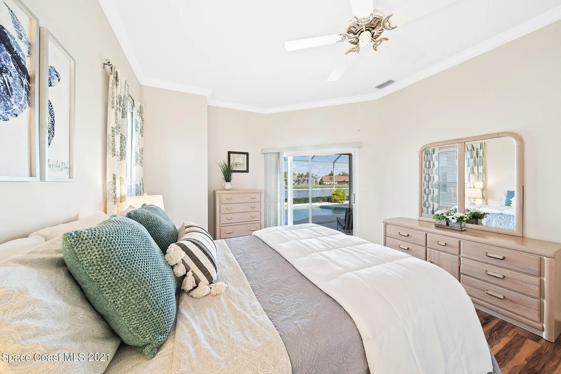 Photo of 1002 Fieldstone Drive