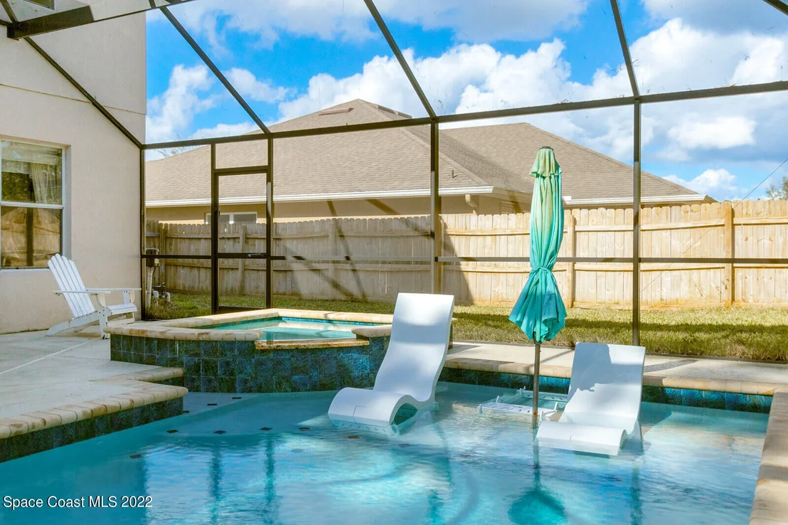 Photo of 2383 Merlin Drive
