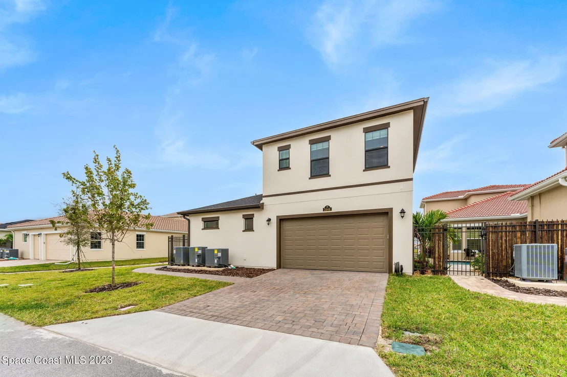 Photo of 2444 Addison Drive