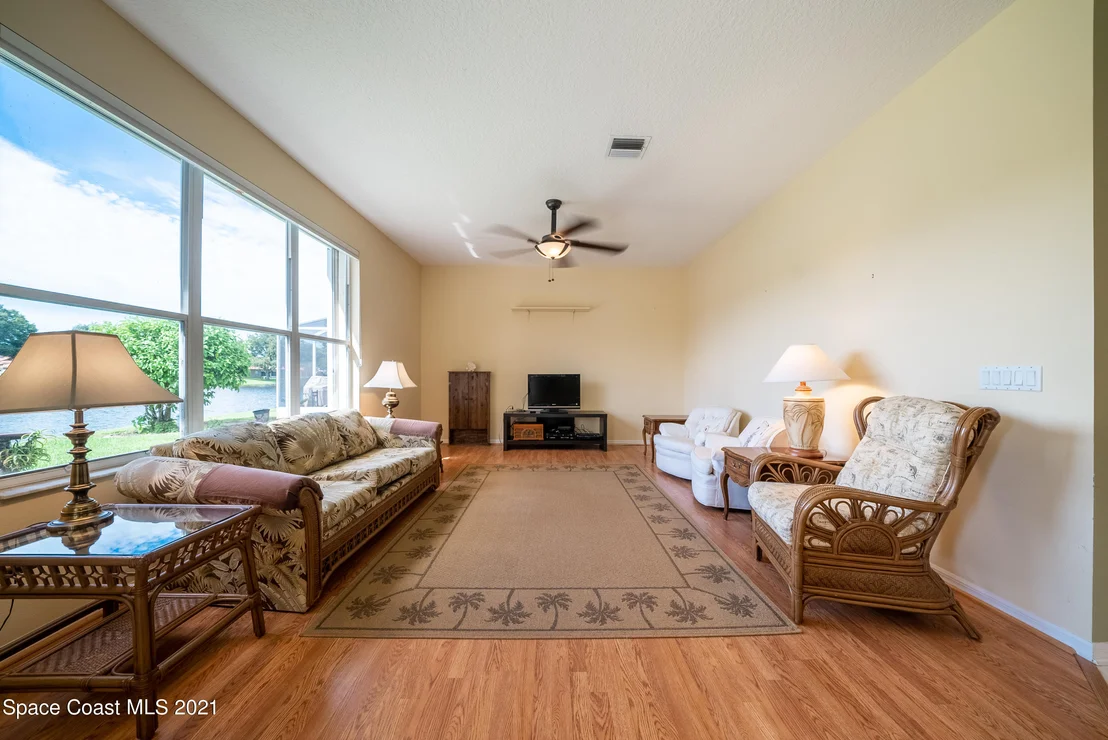 Photo of 744 Autumn Glen Drive
