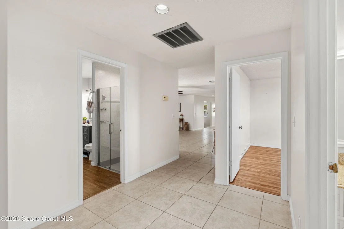 Photo of 36 Mohican Way