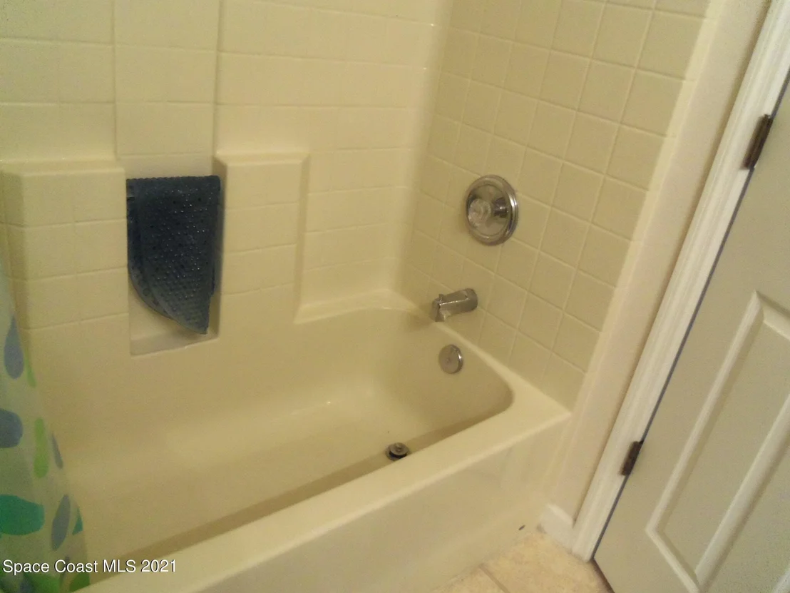 Photo of Unit 103 at 890 Luminary Circle