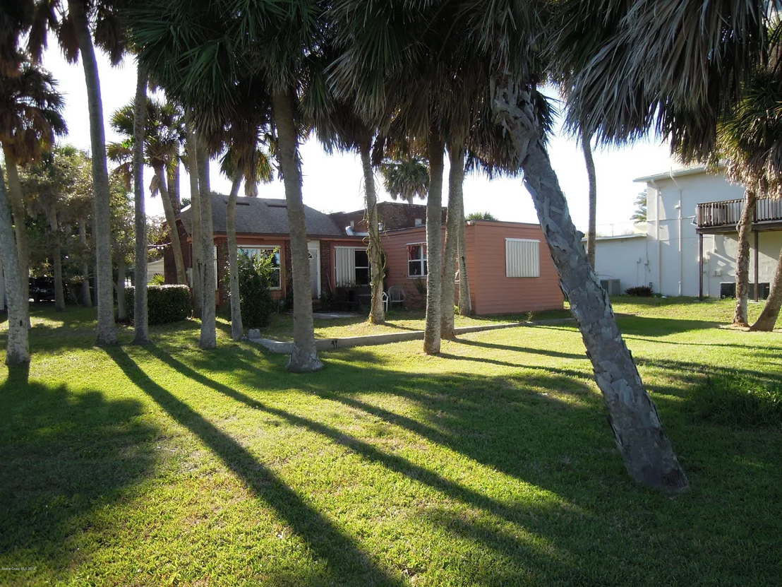 Photo of 1411 Pineapple Avenue