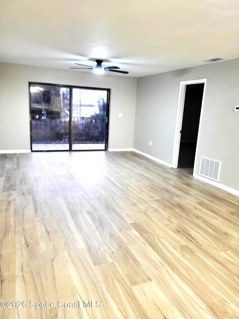 Photo of Unit 201 at 100 Canebreakers Drive