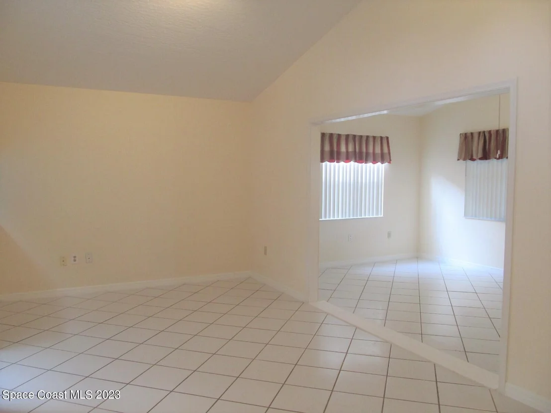 Photo of 930 S Fork Circle