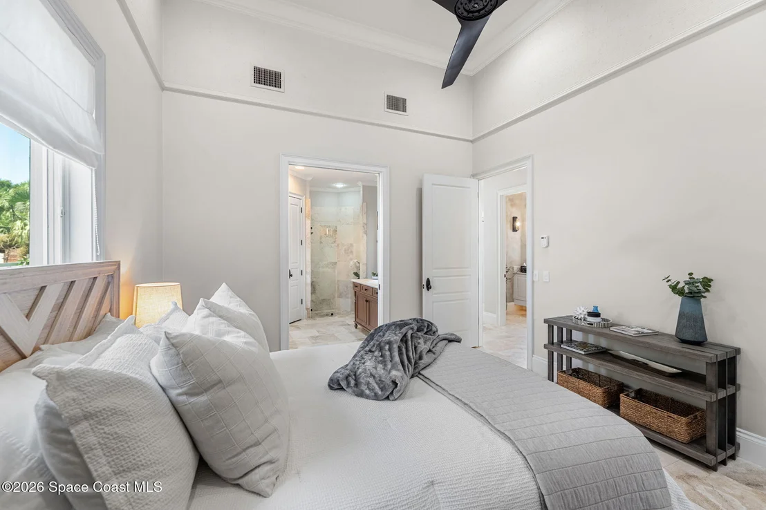 Photo of 200 Riverside Drive