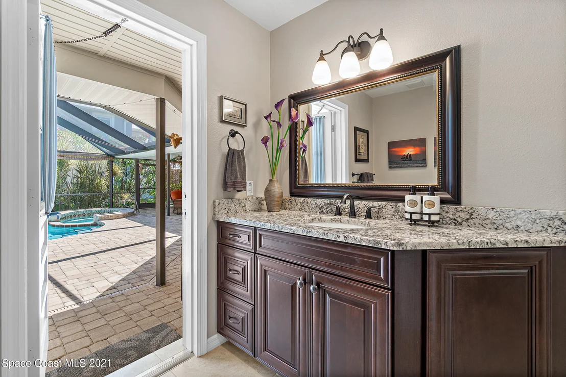 Photo of 539 Lanternback Island Drive