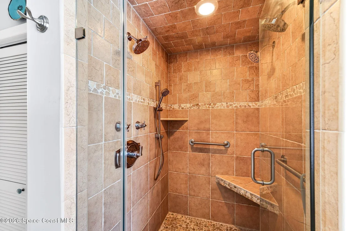 Photo of 1825 Fox Bay Drive