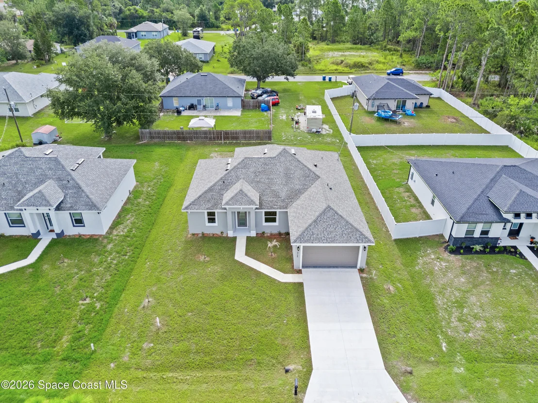 Photo of 2725 Fields Avenue SE