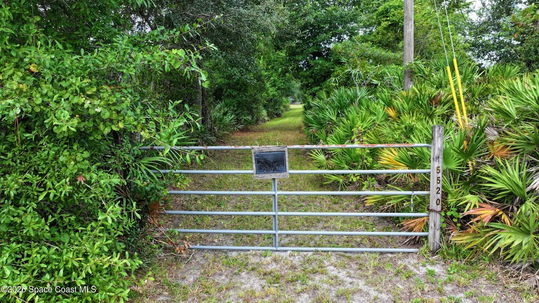 Photo of 5520 Osceola Drive
