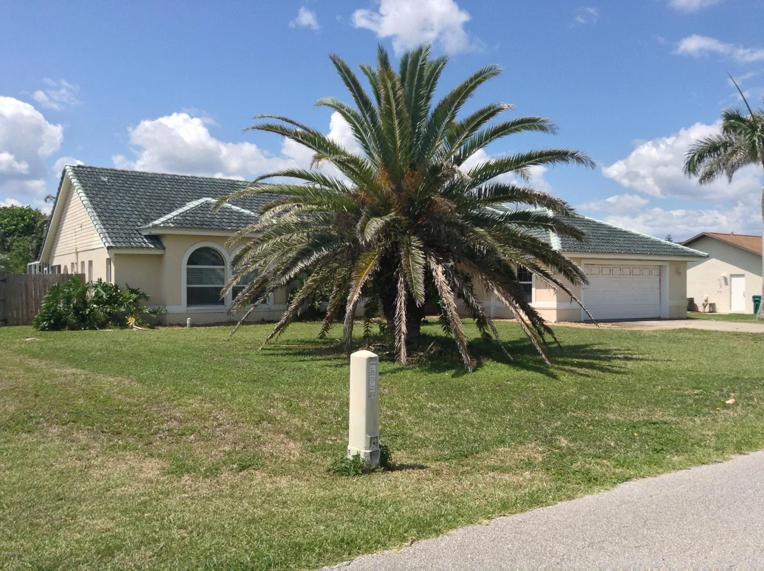 Photo of 207 Woody Circle