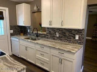 Photo of 1298 Hollywood Drive