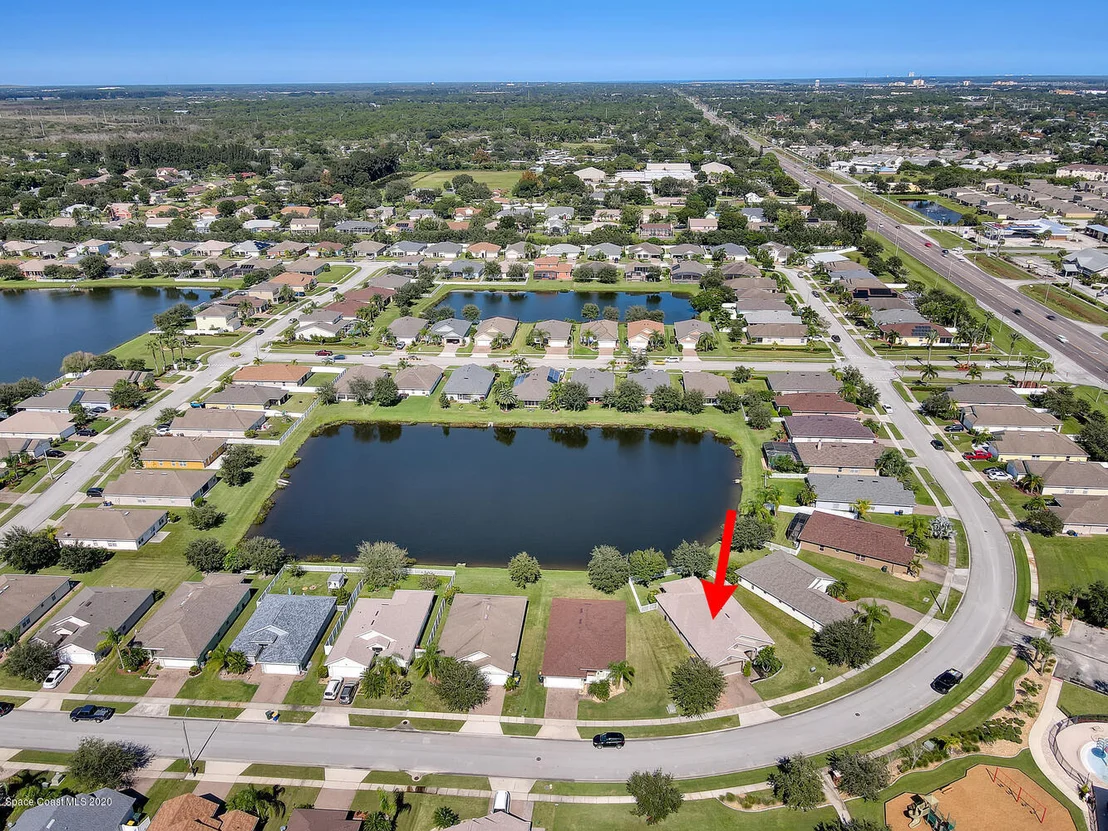 Photo of 2371 Bridgeport Circle