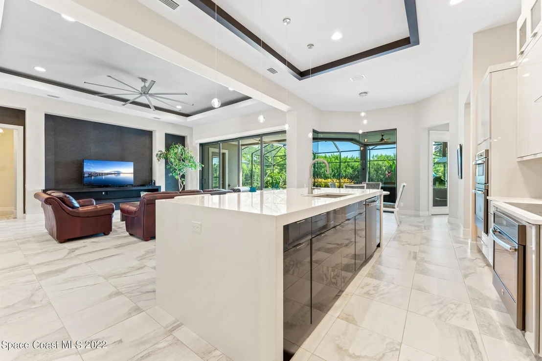 Photo of 2902 Emeldi Lane