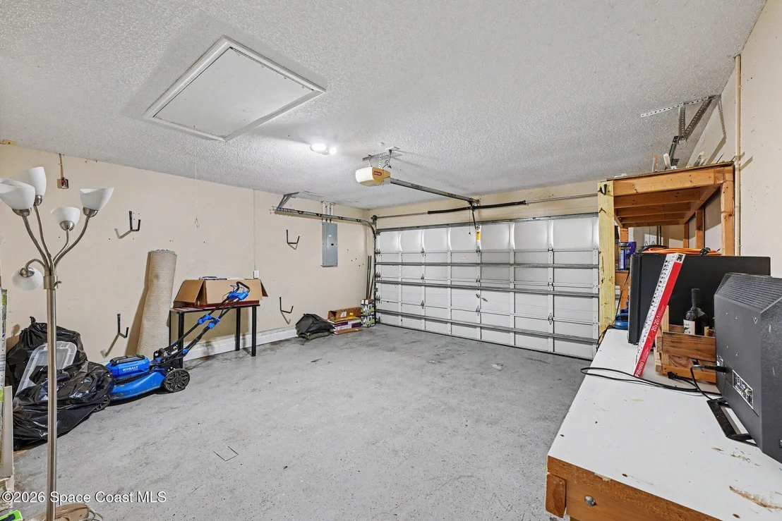 Photo of 6289 Leonard Avenue