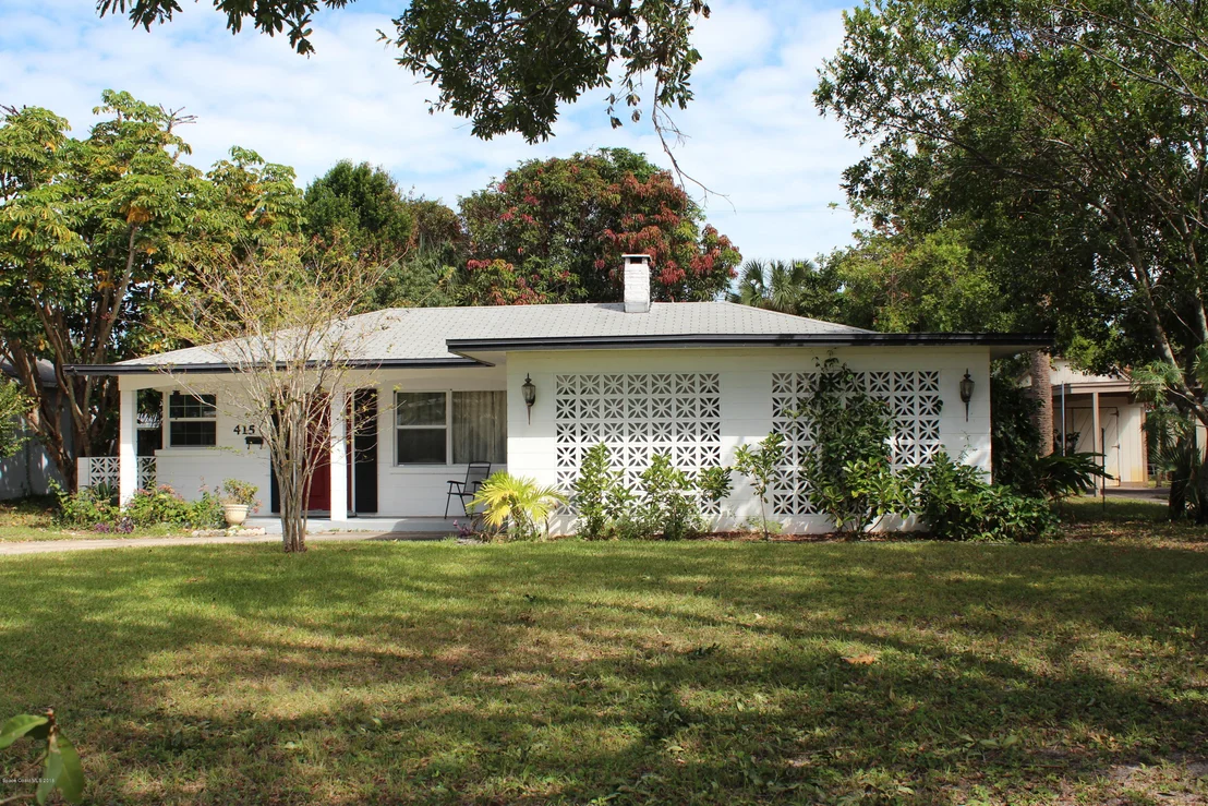 Photo of 415 Bluff Drive