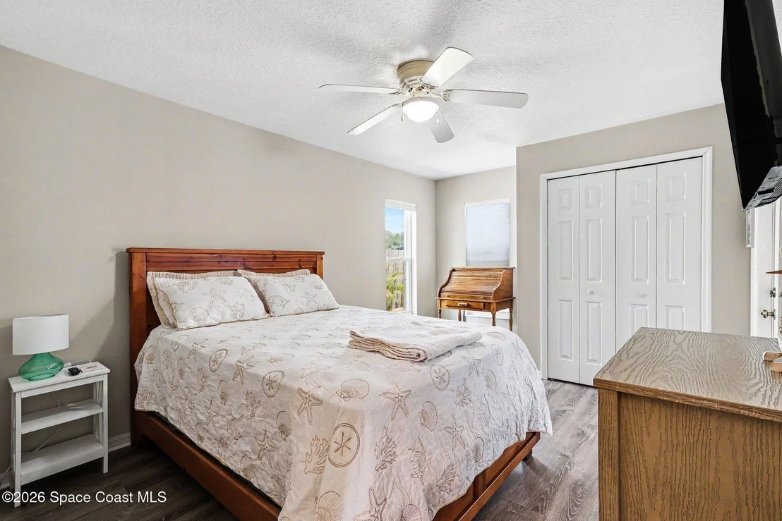 Photo of 5685 Beaverbrook Street