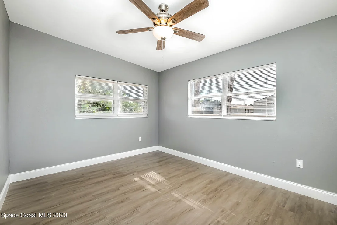 Photo of 1078 Sarno Road