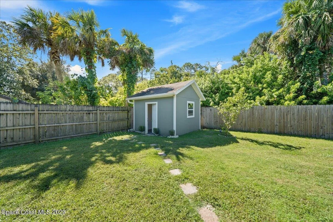 Photo of 7160 Holly Avenue