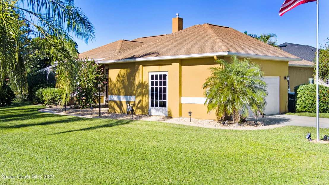 Photo of 346 Carmel Drive