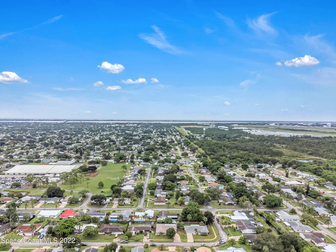 Photo of 511 Avignon Drive