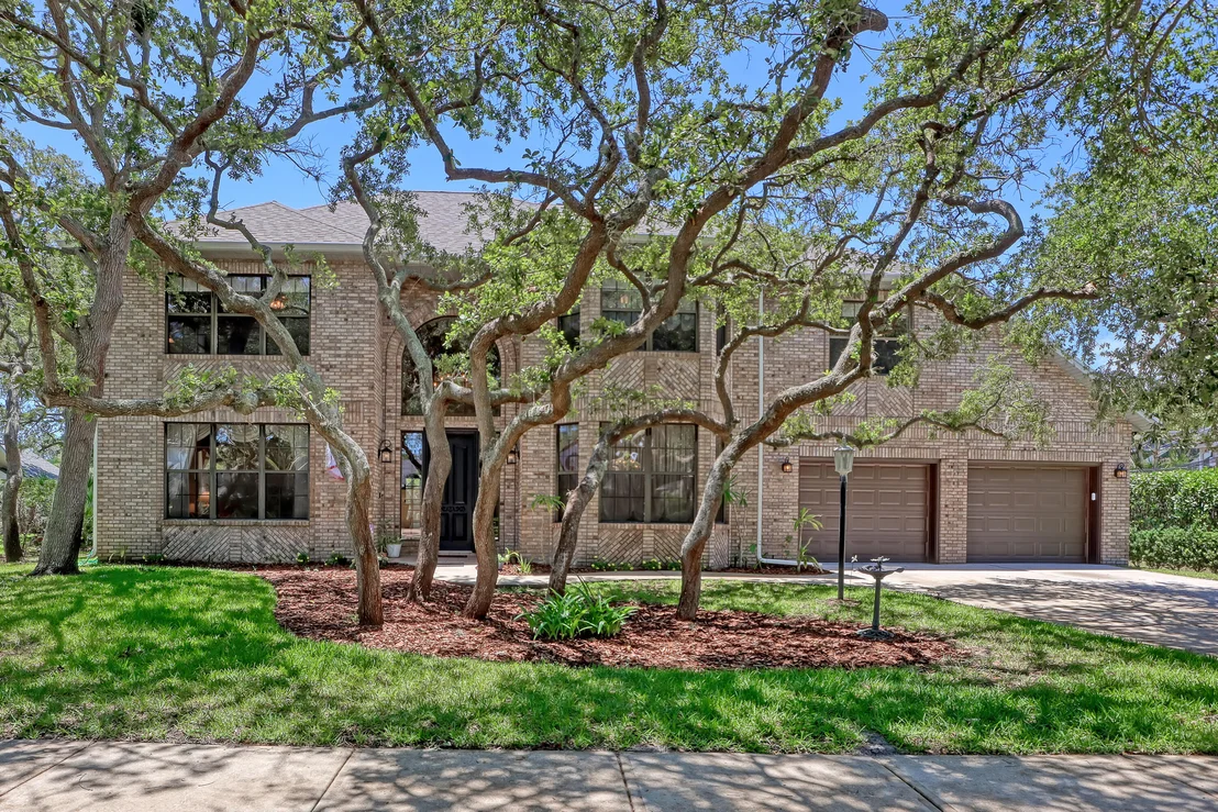 Photo of 561 Nightingale Drive
