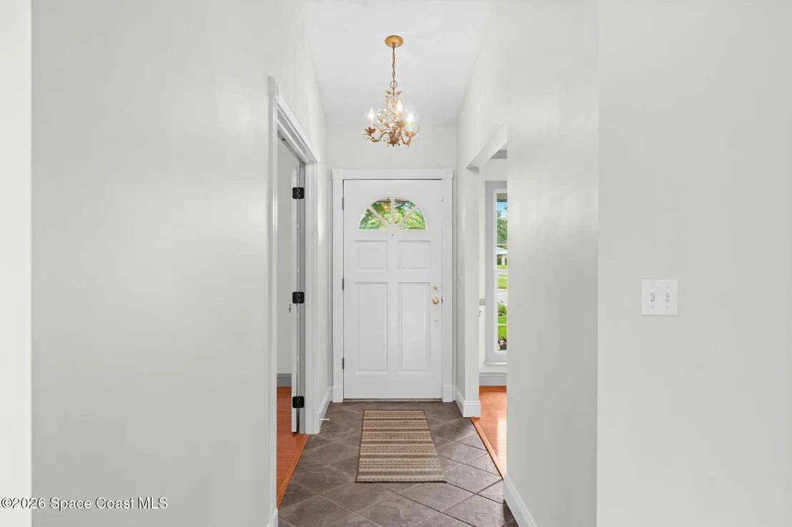 Photo of 2628 Senator Way